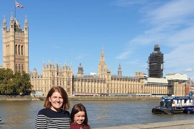 Private Black Cab Tour of London's Iconic Landmarks - Meeting Up and Getting Around in a Black Cab