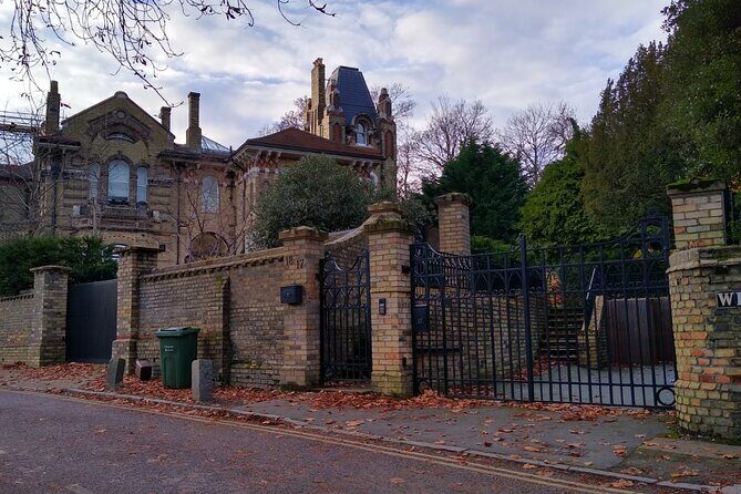 Private Celebrity Houses Tour of London - What you actually see on the celebrity houses route