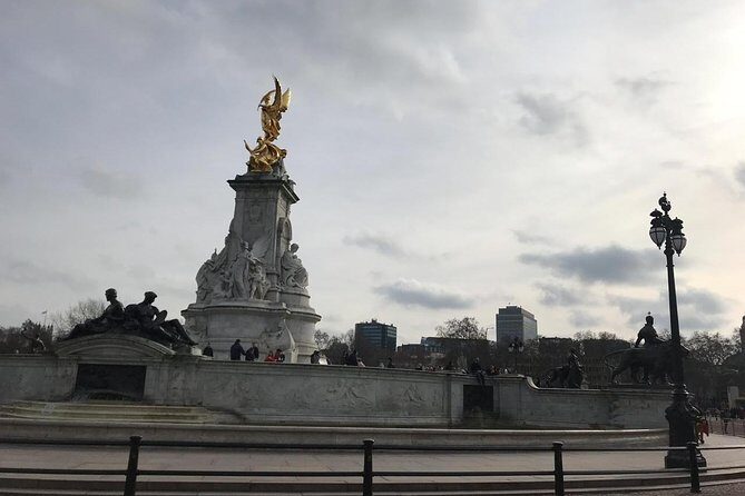 Private Chauffeur at your Disposal in London - London Driving Stress: The Real Value of a Chauffeur
