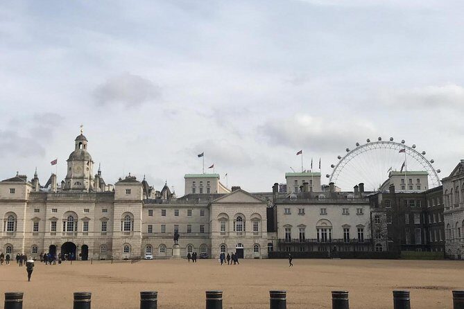 Private Chauffeur at your Disposal in London - Tower of London, London Bridge, and London Eye: Big Icons, Smooth Logistics