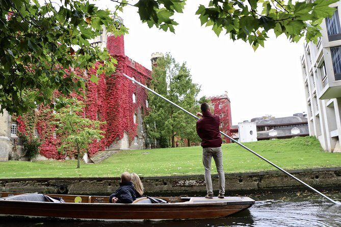 Private Chauffeur Punt Tour - Why a private chauffeur punt feels better in Cambridge