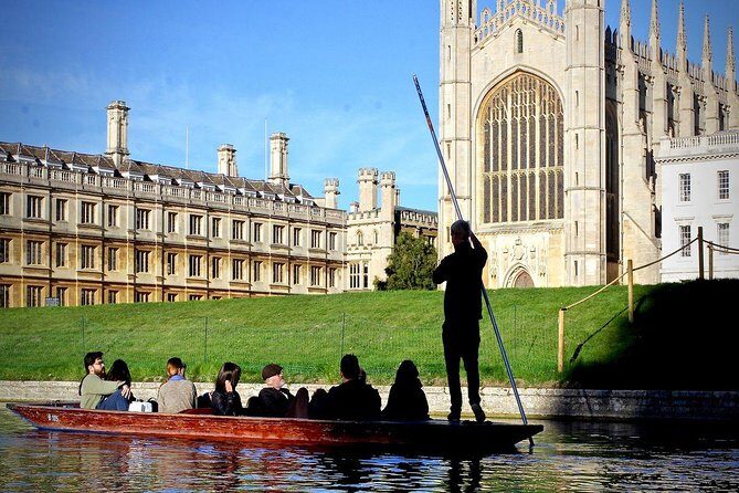 Private Chauffeur Punt Tour - The 50-minute River Cam cruise: what you’ll actually see