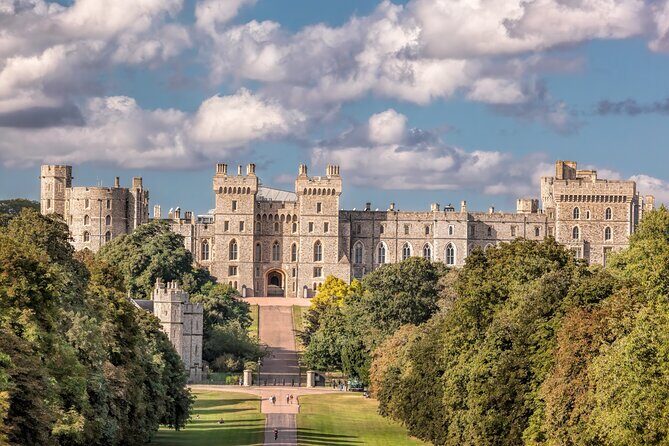 Private Chauffeured Tour to Windsor Castle from London - Tickets and budget: what is included, what is not