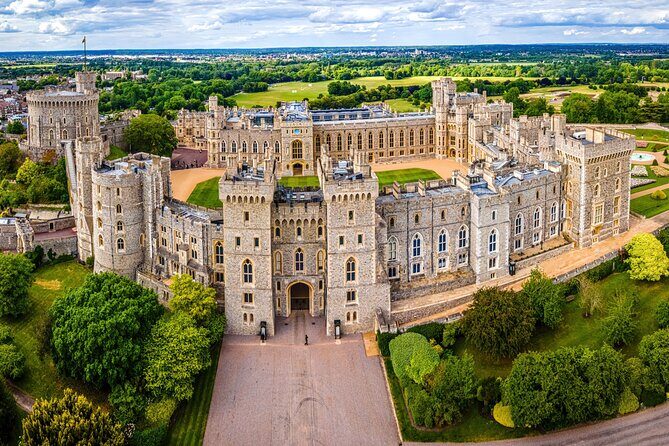Private Chauffeured Tour to Windsor Castle from London - Price and group size: when this is good value