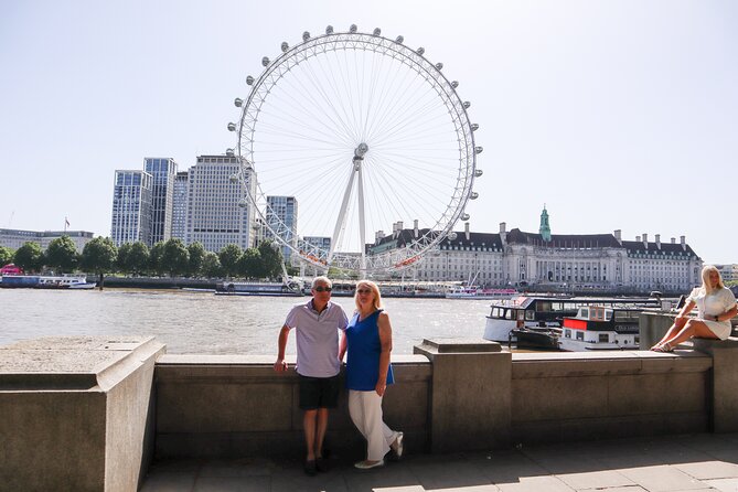 Private Classic London Taxi Tour - The Monument to The Great Fire: Connecting London Bridge to Storytime