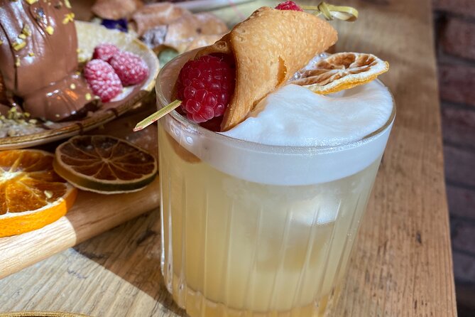 Private Cocktail Making Class in Manchester - The grand finale with limoncello: finishing with a signature shot