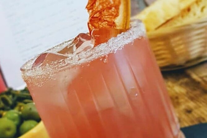 Private Cocktail Making Class in Manchester - Tasting three cocktails: why that part is more useful than it sounds