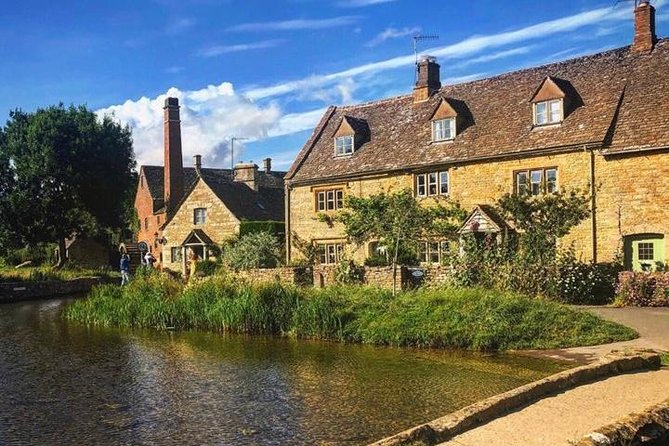 Private Cotswold Village Tour - 4th & 5th guest travel FREE - Stow-on-the-Wold Market Square and St Edwards Church Door