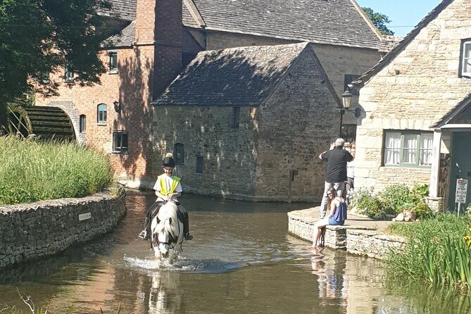 Private Cotswolds and Stratford upon Avon - Wi‑Fi, snacks, and small comfort wins that add up