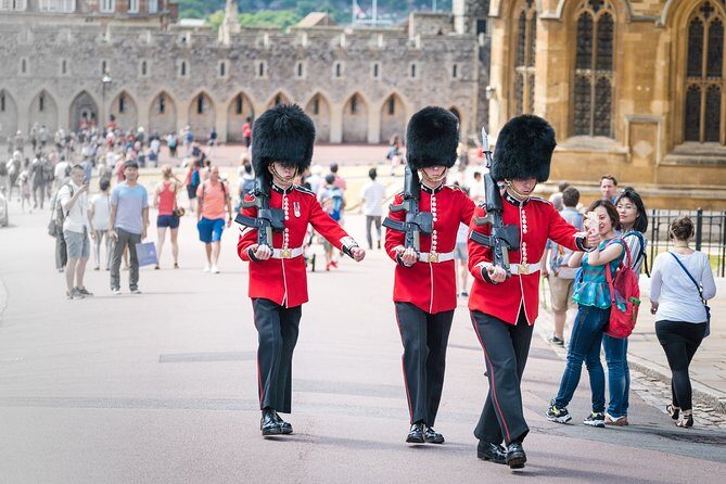 Private Day Tour to Bath and Windsor Castle - Getting picked up at 7:30am (and why that timing helps)