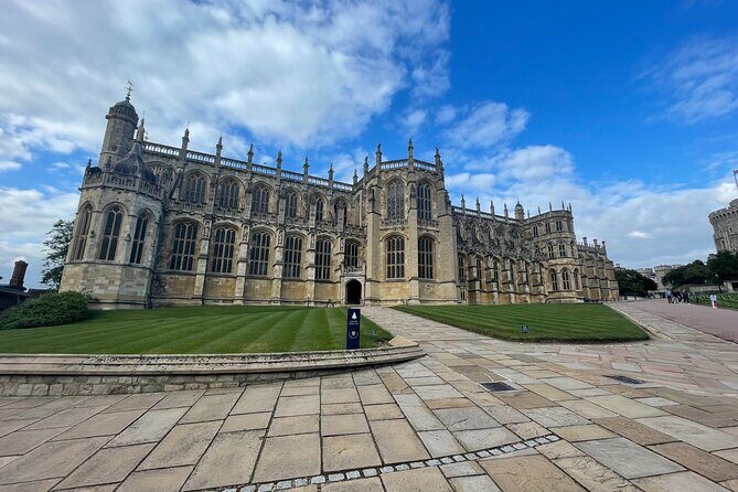 Private Day Tour to Bath and Windsor Castle - Bath’s Roman Baths: Sulis Minerva and what makes the place click