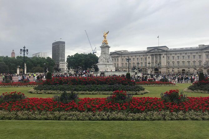 Private Day Tours in London - Where the tour begins (and why Charing Cross matters)