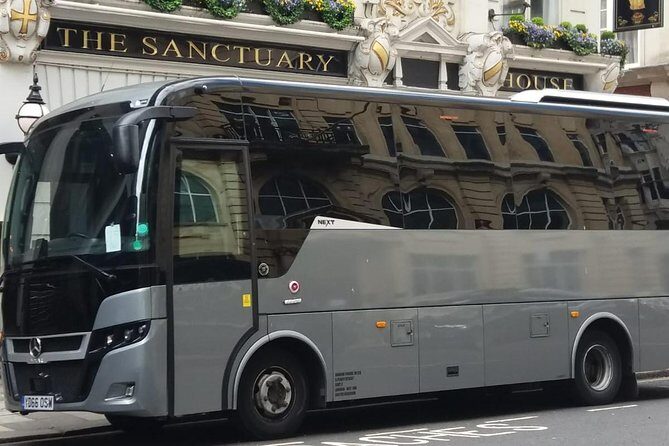 Private Departure from your Hotel to Heathrow Airport - Flight tracking and terminal drop-off: the stress reducer