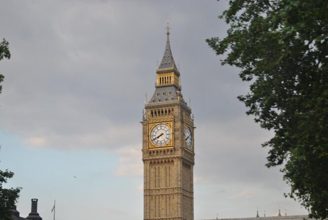 Private Driver at Your Disposal in London - Price and Time: Getting Value from a 6–8 Hour Window