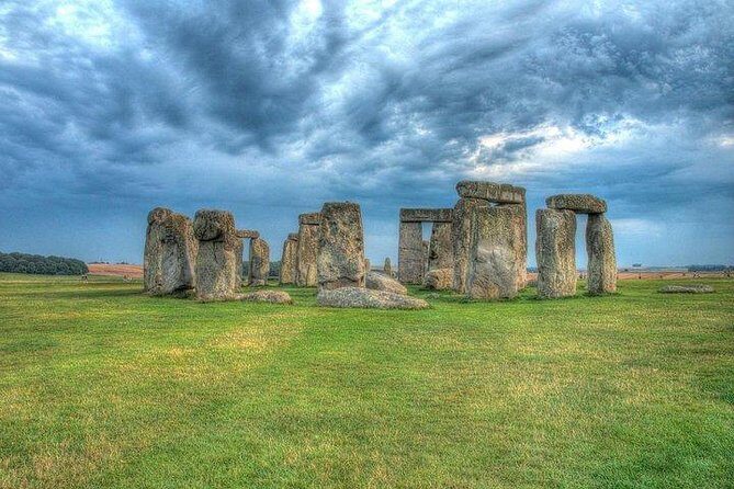 Private driver guided tour Stonehenge - How private means better (not just less people)