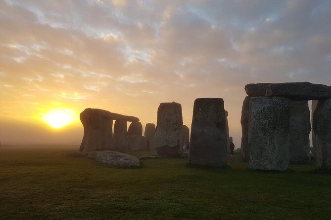 Private Driver guided tour Stonehenge Windsor castle and Bath. - The comfort details you’ll feel by hour 6