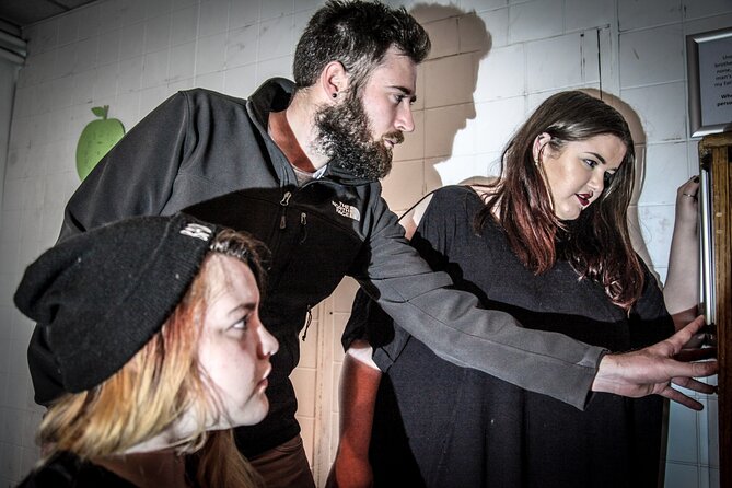 Private Escape Room with a Zombie in London - Finding Bunker 51 and getting the most from your 30-minute briefing