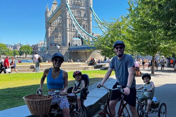 Private Family Bike Tour of London, fun for all ages! - Lamb & Flag in Covent Garden: a included drink break that feels local