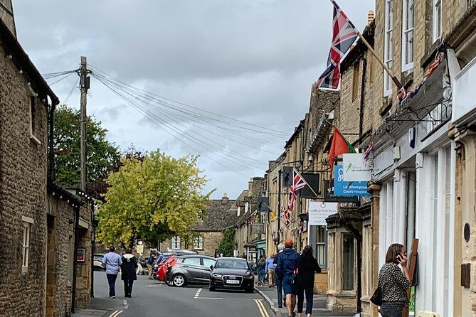 Private Full Day Excursion to the Cotswolds in a London Black Cab - What you’ll get from your driver (and why it matters)