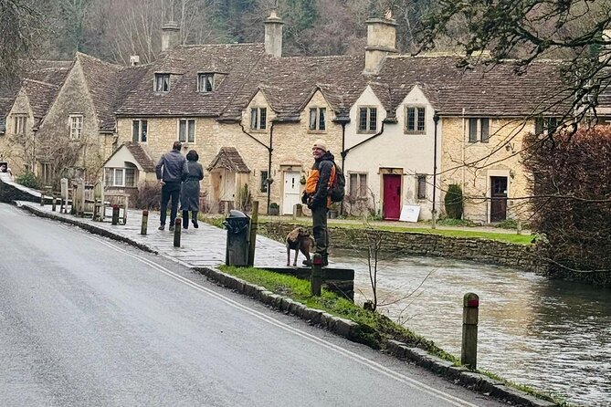 Private Full-Day Tour: London to Cotswolds, Bath & Stonehenge - Castle Combe: a short stop that can still feel special