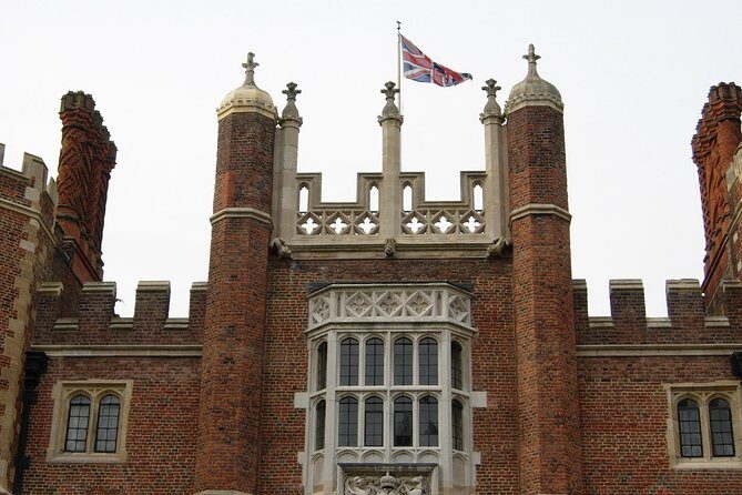Private Full Day tour of Windsor castle and Hampton court palace from London - Royal Palaces, Private Time, and a Tight Schedule