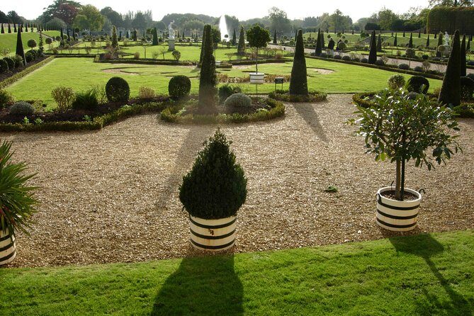 Private Full Day tour of Windsor castle and Hampton court palace from London - Windsor Castle: What You Can See in 90 Minutes