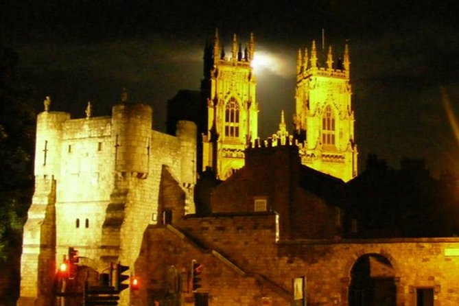 Private Ghost Tour of York - The ghost method here is simple: truth first, then the haunting