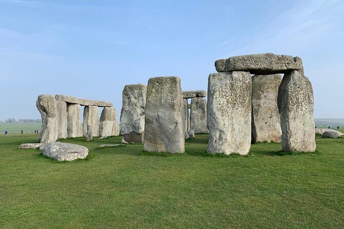 Private Guided Tour of Ancient and Magical Stonehenge - Private Stonehenge from London: where the value actually comes from