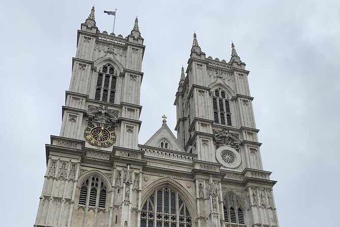 Private Guided Tour of London Landmarks - English or Italian - Palace of Westminster: the architecture lesson you can walk up to