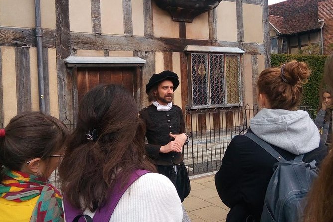 PRIVATE Guided tour of Shakespeare's Stratford Upon Avon - What you won’t get: Shakespeare Birthplace entry and the church tomb option