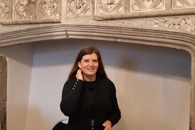 Private Guided Tour Secrets of the Six Wives Hampton Court Palace - Price and Value: What You’re Actually Buying
