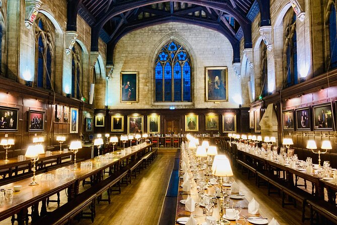Private Half-Day Guided Tour in Oxford - Bridge of Sighs and New College: the iconic angles and the choice to pay