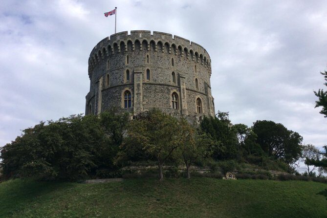 Private Half-Day Windsor Castle, Park and Old Town Tour from London - Windsor Castle in 2 Hours: Views, State Rooms, and Guard Spotting
