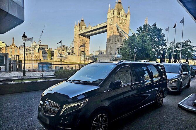 Private limo transfers Gatwick Airport to/from any London hotel - Reliability signals from the service feedback