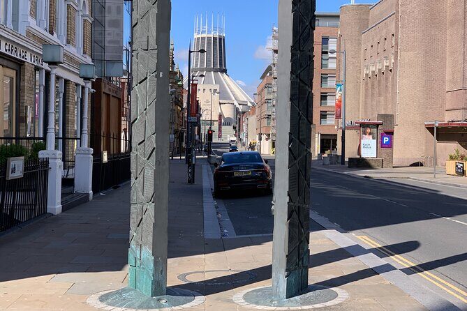 Private Liverpool Culture Walking Tour, Ghosts & Two Cathedrals. - Stop 4: LIPA, Ye Cracke, and the Art-School Side of Beatles Legend