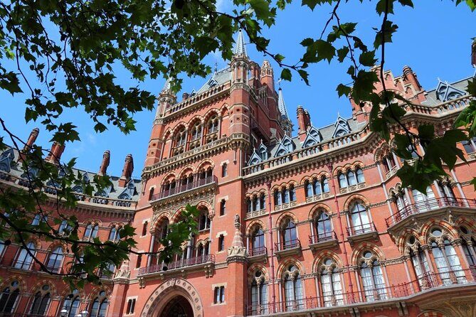 Private London Arrival Transfer - St. Pancras Eurostar Station to Accommodation - Entering London With Someone Else Doing the Thinking