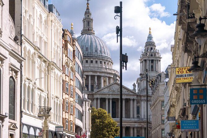 Private London Day Tour with a Local: Custom Highlights & Gems - Covent Garden Streets: Shops, Street Performers, and Easy Souvenir Browsing