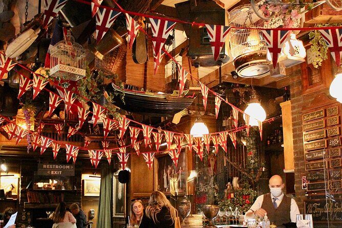 Private London Gin History Tour with Tastings - The four gin tastings: what to expect and how to pace yourself