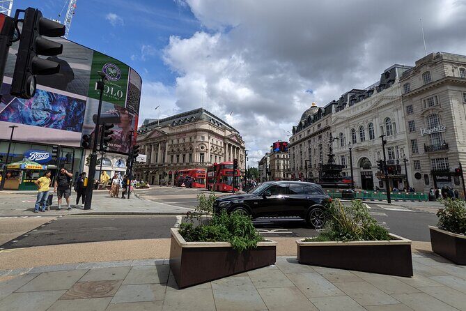 Private London Tour by Night including Pick up from Hotel - Shakespeare’s Globe area: quick photos, then your choice of next steps