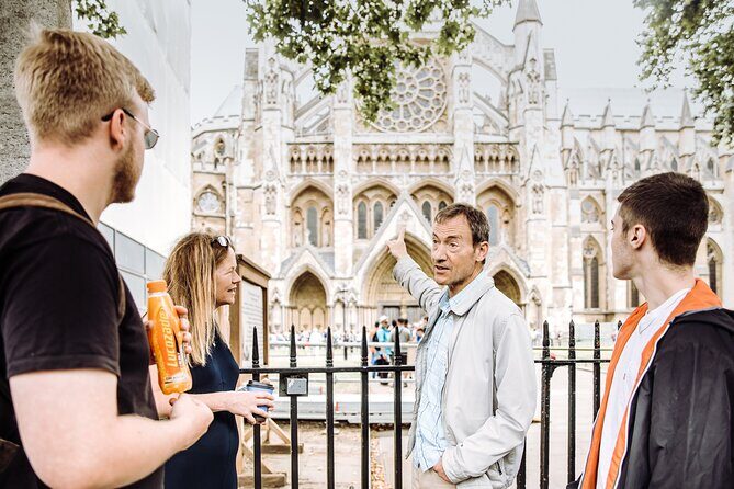 Private London Tour Tailored to Your Interests with a Local Best Suited to You - Trafalgar Square at human speed: landmarks plus local rhythm