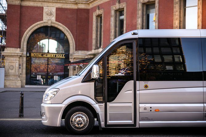 Private Minibus Arrival Transfer: Heathrow Airport to Central London - After landing: meeting your driver without losing time