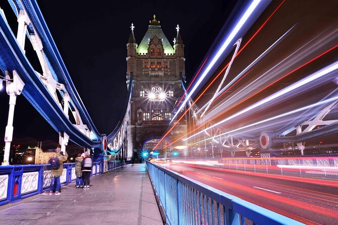 Private Night Photography Tour in London - Stop Two: St Paul’s Cathedral for structure in the dark