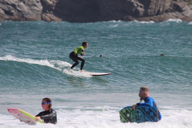 Private One on One Surf Lesson in Newquay, for Beginners / Novice Surfers - Newquay beach time: coaching in the water for more waves