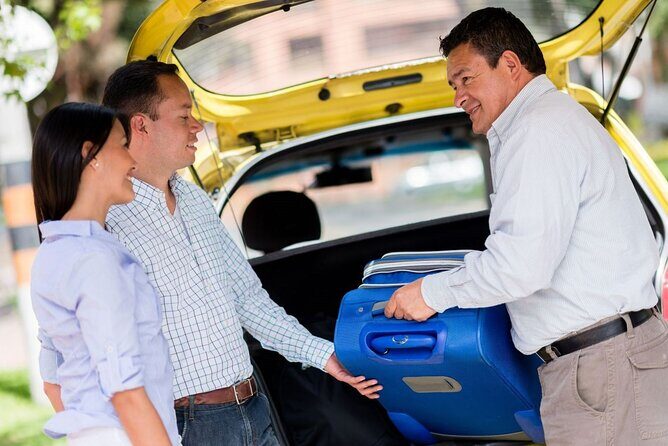 Private Oneway Airport Transfer London to London Heathrow Airport - Heathrow drop-off logistics: the meeting point is the whole game