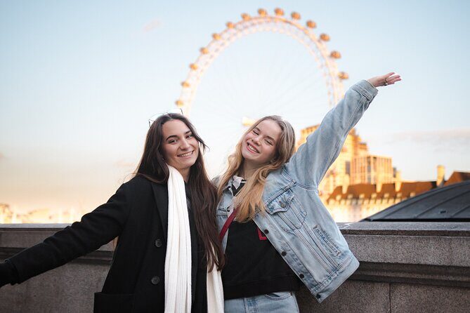 Private Photoshoot Outside The London Eye - Who this is best for (and who may want a different approach)