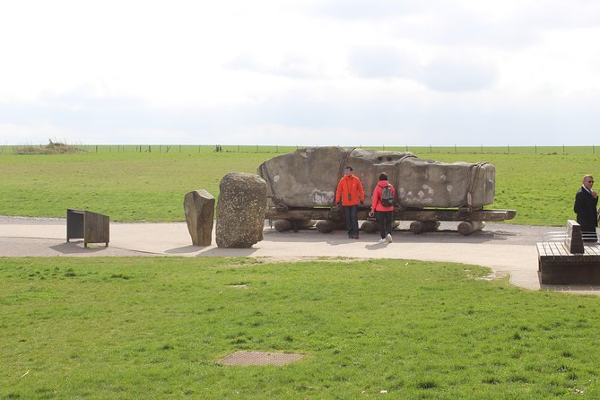 Private Pre Cruise Excursion Transfer London to Southampton Port Via Stonehenge - Getting Picked Up in London Without the Public Transport Puzzle