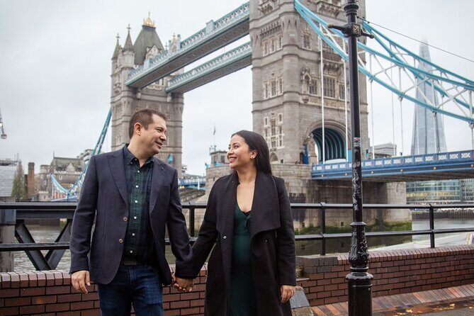 Private Professional Photoshoot Outside Tower Bridge in London - Key points to know before you go