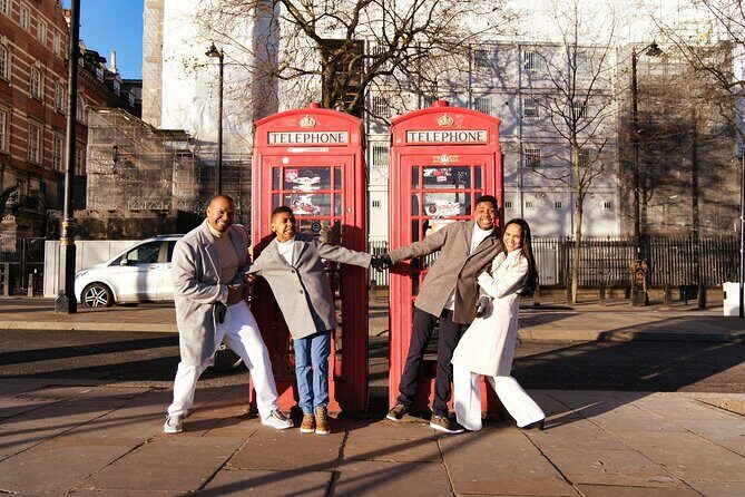 Private Professional Photoshoot Outside Tower Bridge in London - Timing, weather, and the one thing you should not risk