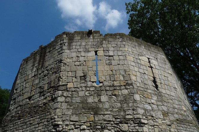 Private Roman Tour of York - York City Walls: finding the lost Roman line in today’s streets