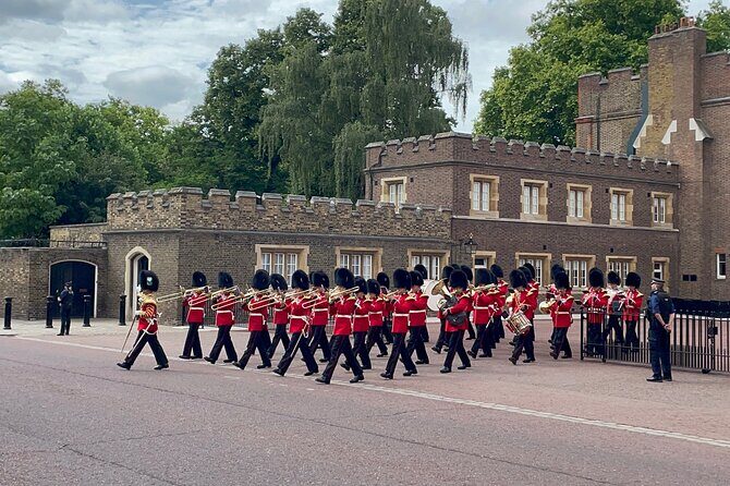 Private Royal London Taxi Tour with The Changing of the Guards - Tower of London: finishing with a fortress that’s done it all